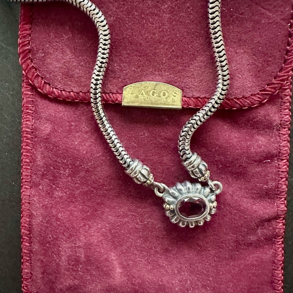 Lagos Caviar necklace with garnet Sterling 18k gold - Picture 6 of 6